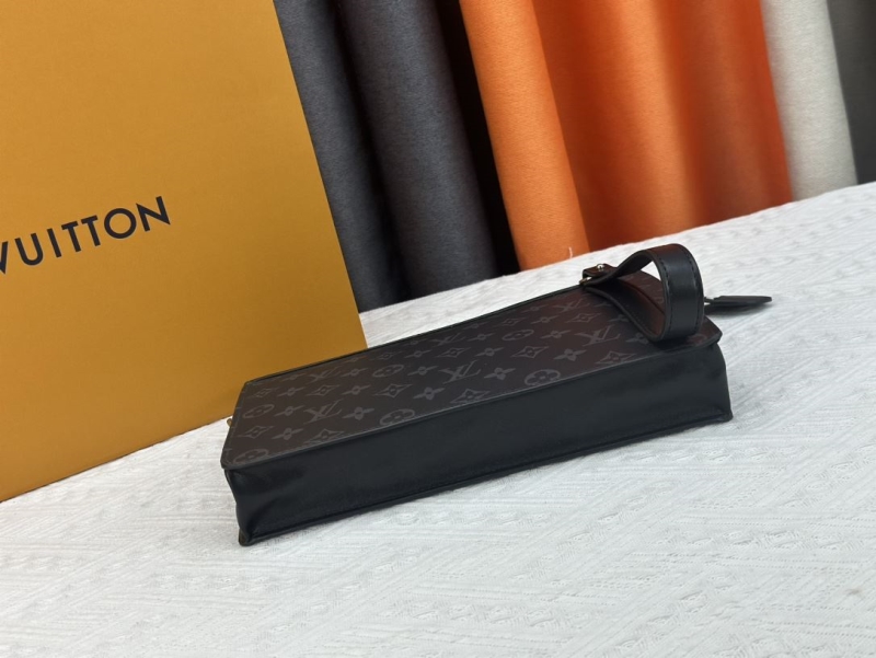 LV Clutch Bags